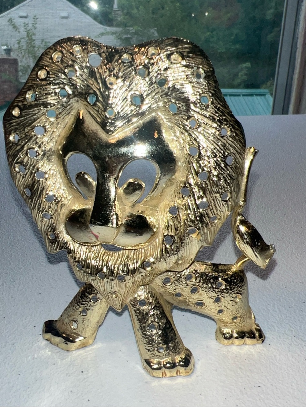 Vintage Retro Earring Holder Jewelry Display Kitsch Gold Tone Lion Design 1970's